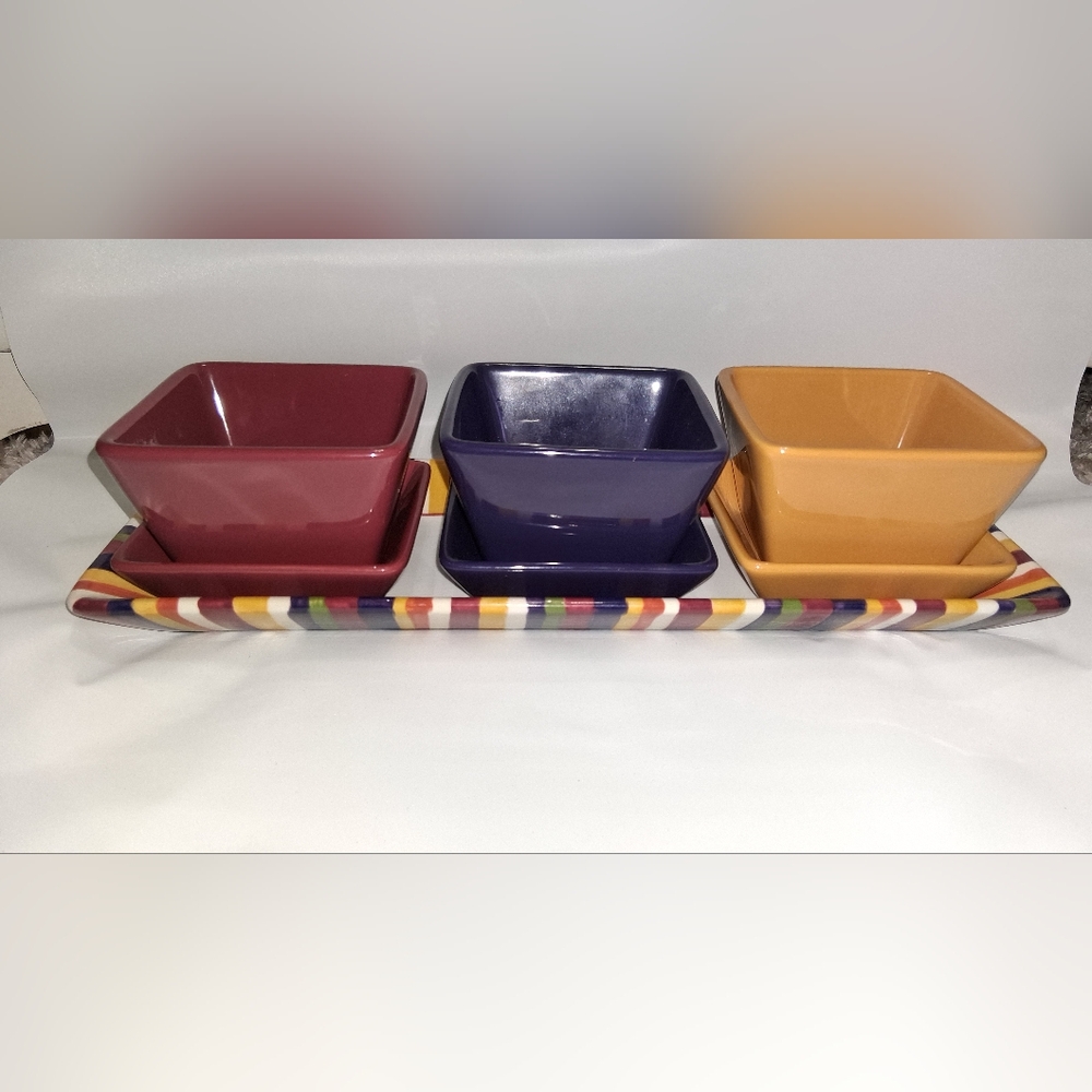The Pampered Chef Multicolor Serving Set